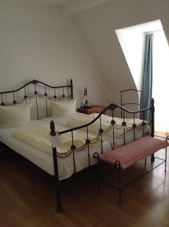 Hotel Zum Pfalzgrafen 하이델베르크 외부 사진